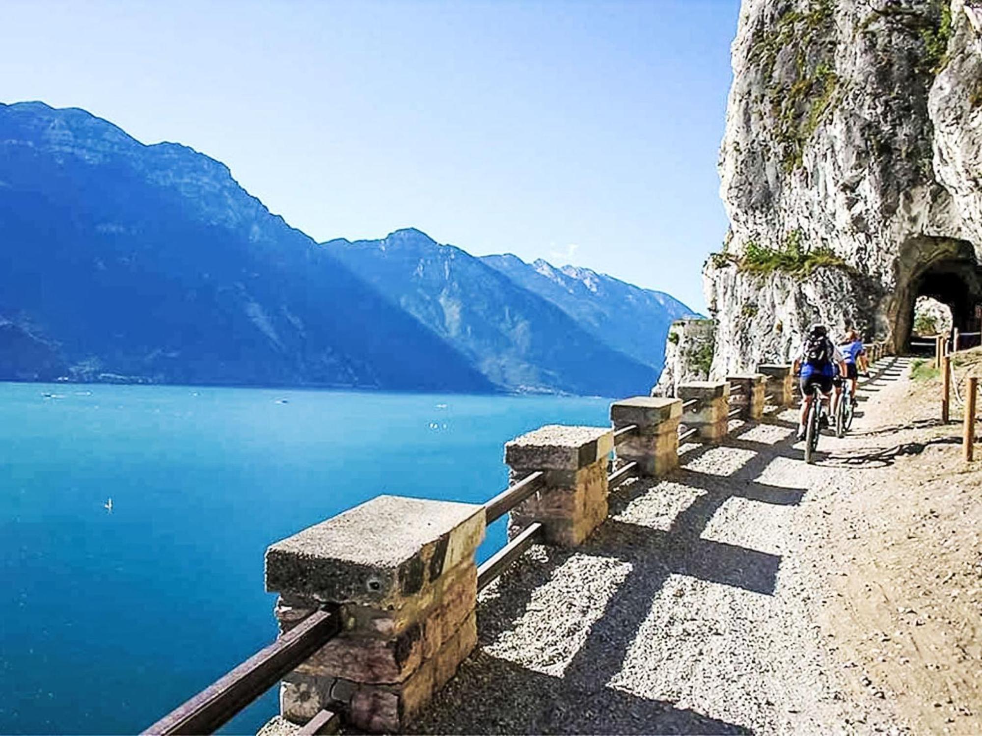 Apartment Standard By Interhome Riva del Garda Exteriör bild